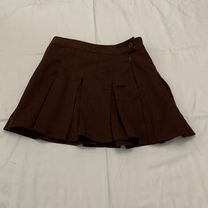 Brown mini skirt